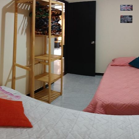 Acogedor Apartamento En Centro De Попаян Екстериор снимка