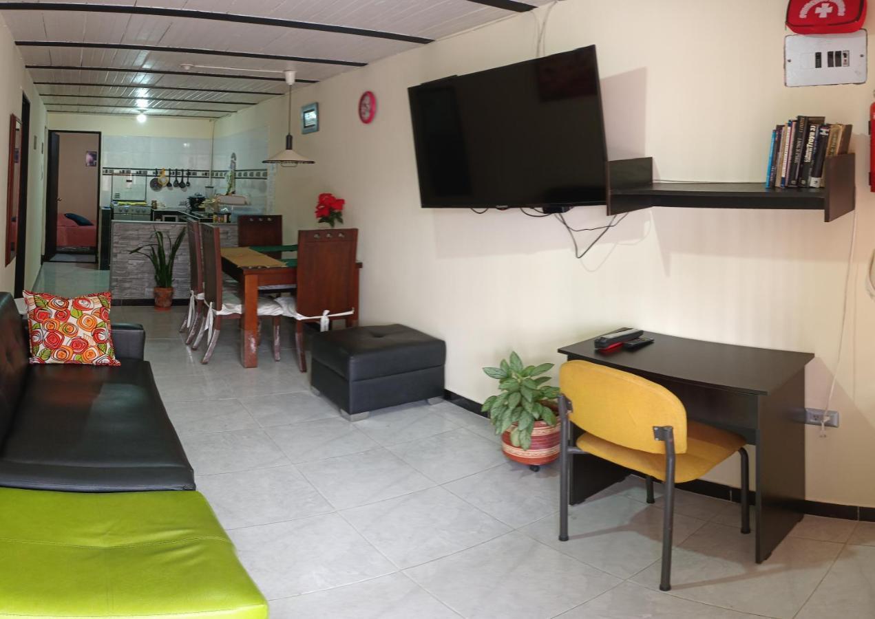 Acogedor Apartamento En Centro De Попаян Екстериор снимка